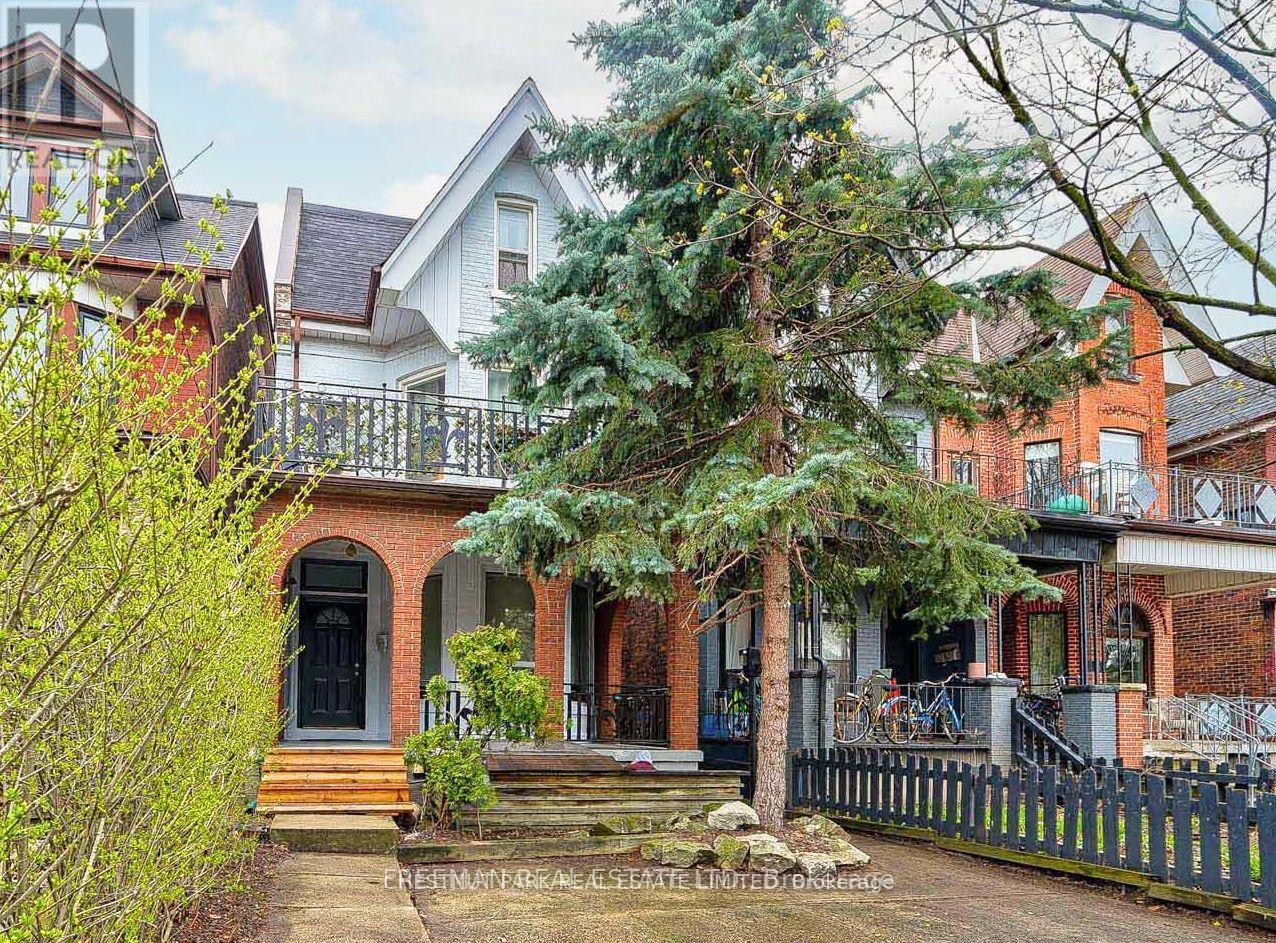 Photo of 435 Manning Avenue