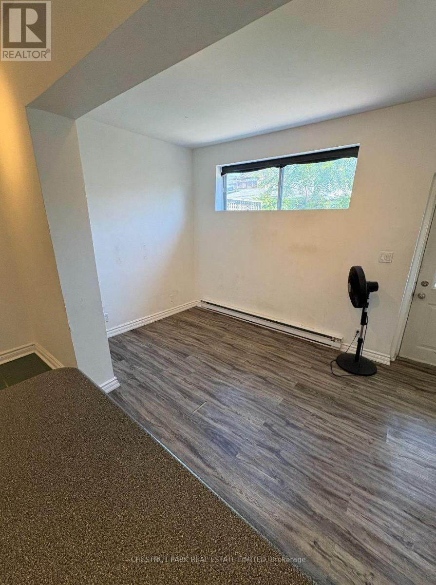 MAIN FLOOR - 435 MANNING AVENUE, Toronto (Palmerston-Little Italy) — photo 11