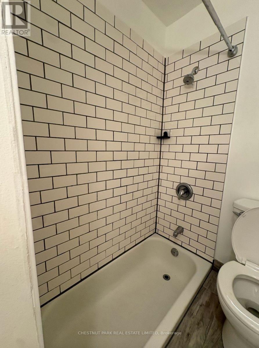 MAIN FLOOR - 435 MANNING AVENUE, Toronto (Palmerston-Little Italy) — photo 12