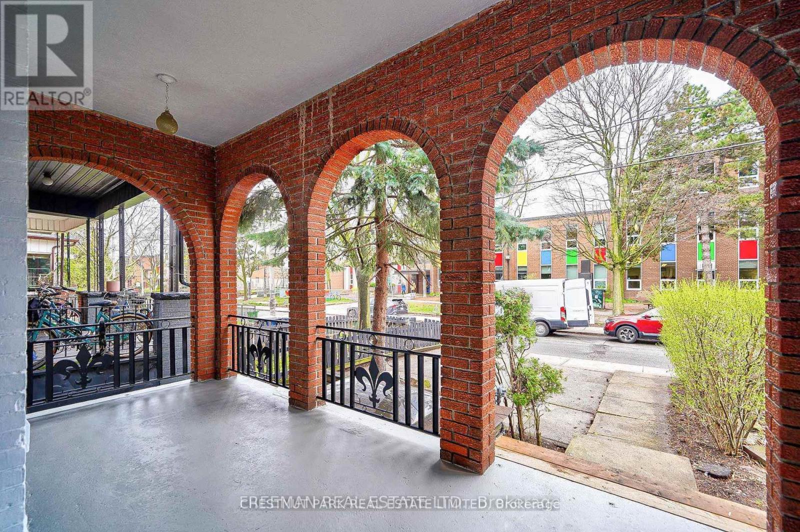 MAIN FLOOR - 435 MANNING AVENUE, Toronto (Palmerston-Little Italy) — photo 4