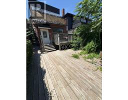 Main Floor - 435 Manning Avenue, Toronto, ON M6G2V6 Photo 6