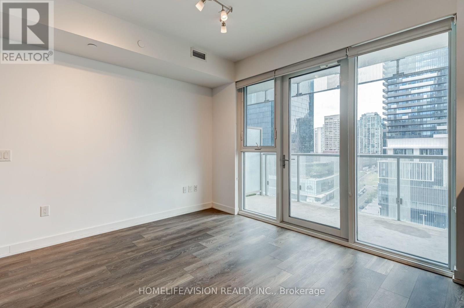 807- 15 Lower Jarvis Street, Toronto, ON photo 6