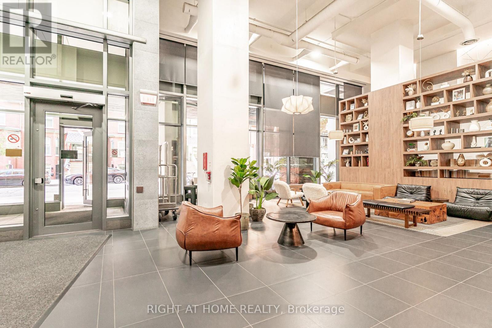 1808 - 21 WIDMER STREET, Toronto (Waterfront Communities) — photo 2