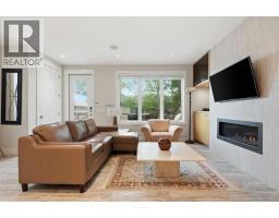 2418 24A Street SW - photo 10