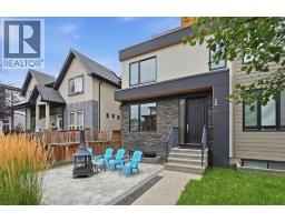 2418 24A Street SW - photo 2