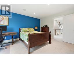2418 24A Street SW - photo 25