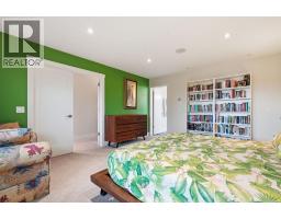 2418 24A Street SW - photo 32