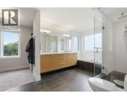 2418 24A Street SW - photo 34
