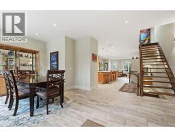 2418 24A Street SW - photo 5