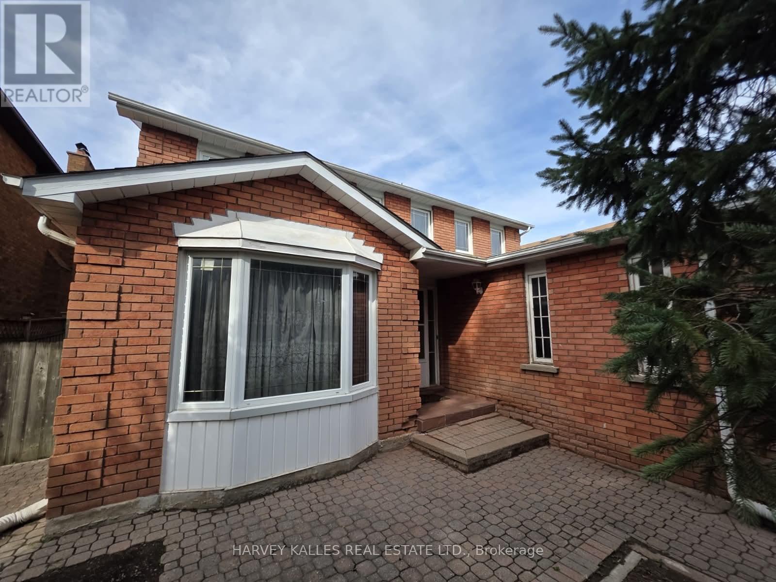 1627 Rayleen Crescent, Pickering, ON photo 3
