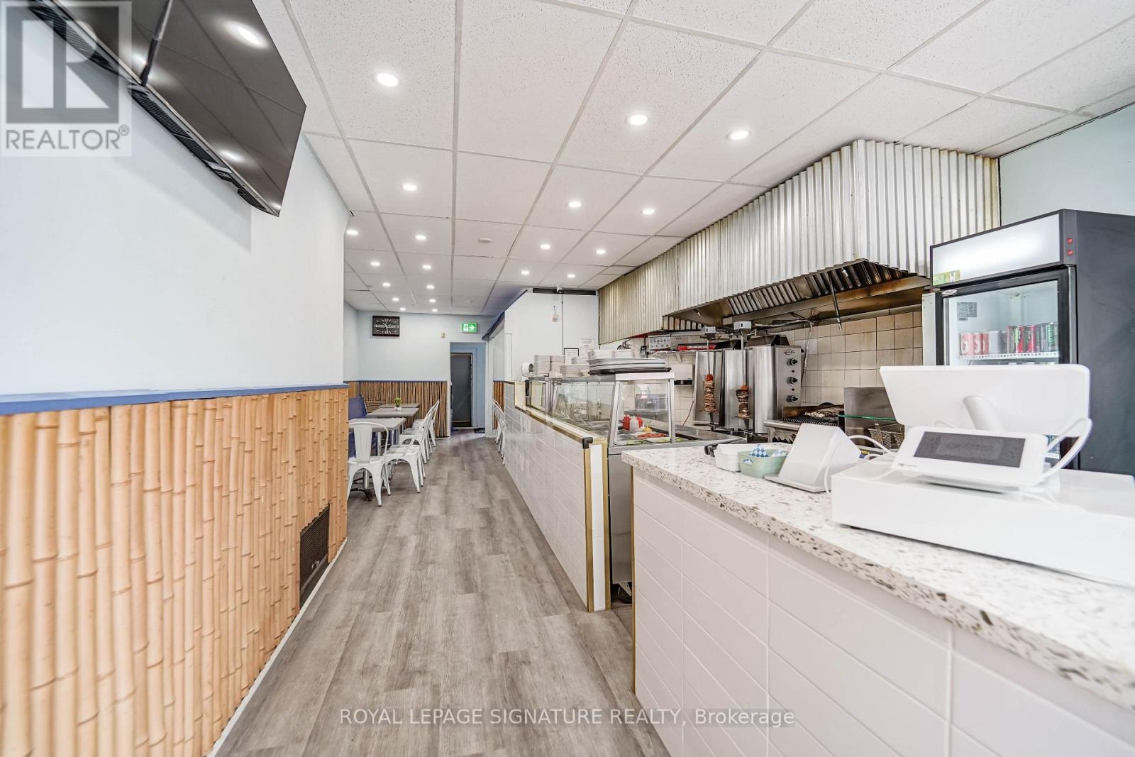 1004 KINGSTON ROAD, Toronto (East End-Danforth) — photo 3