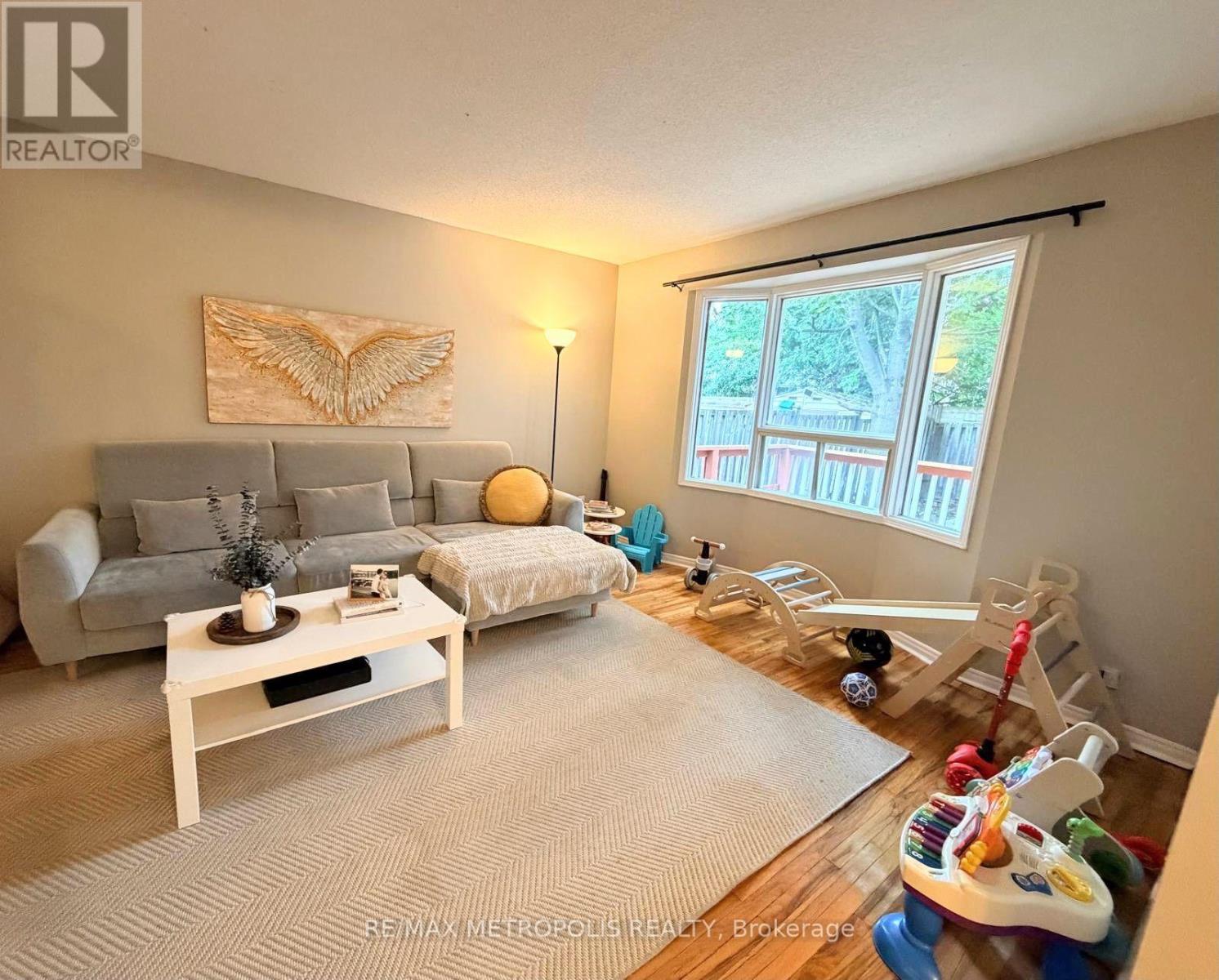 Main- 85 Barnes Drive, Ajax, ON photo 2
