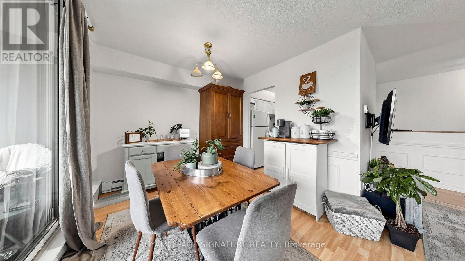 402- 454 Centre Street South, Oshawa, ON photo 8