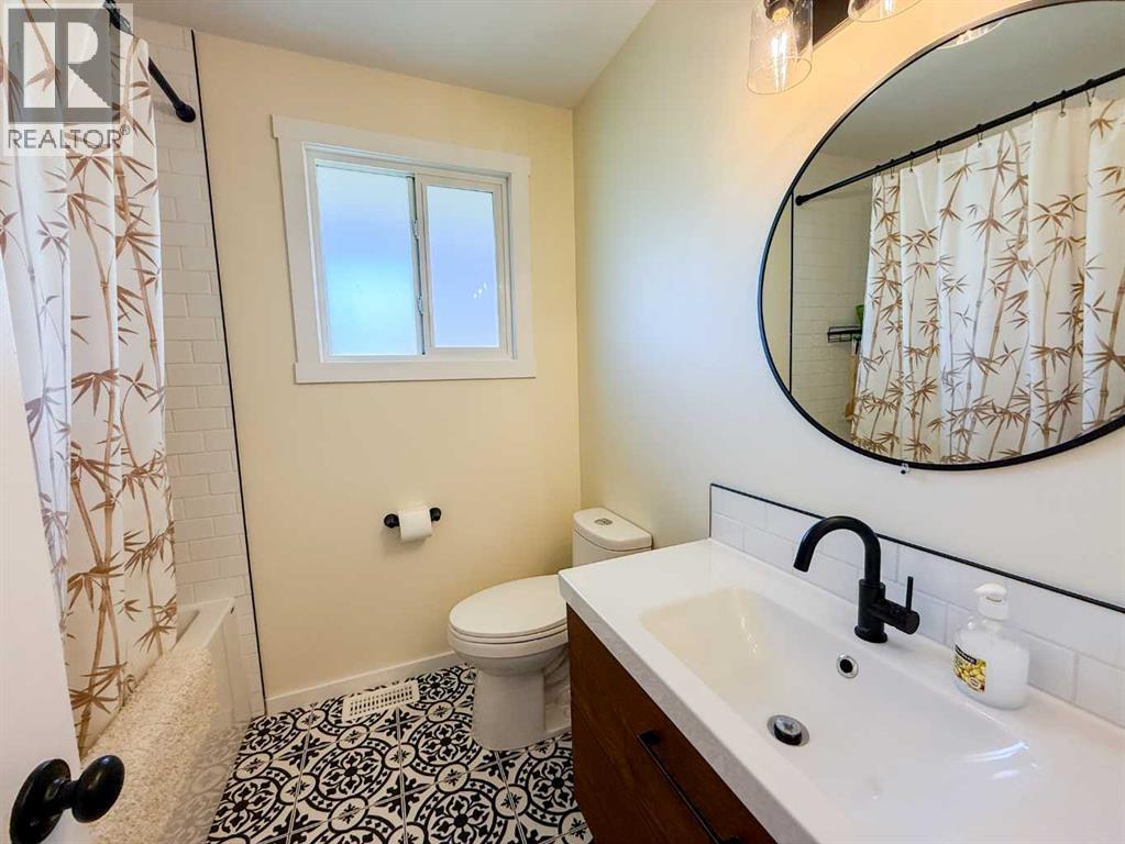 125 Douglas Drive - 12
