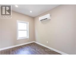 2 Upper - 279 William Street, London East, ON N6B3C2 Photo 10