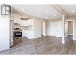 2 Upper - 279 William Street, London East, ON N6B3C2 Photo 6
