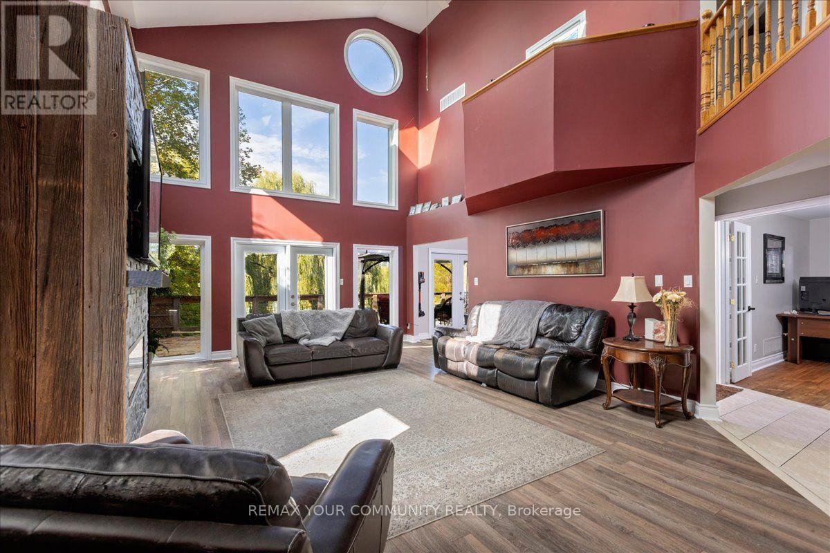 76 Riverglen Drive, Georgina, ON photo 10
