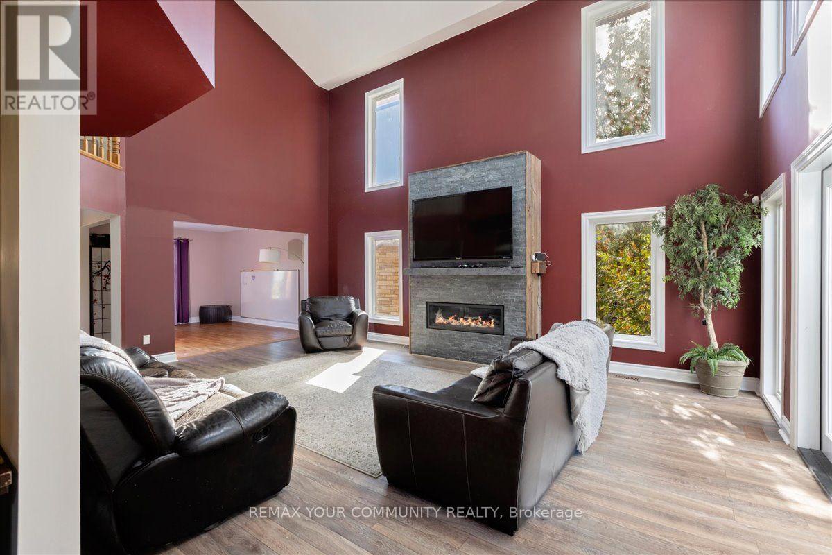 76 Riverglen Drive, Georgina, ON photo 11
