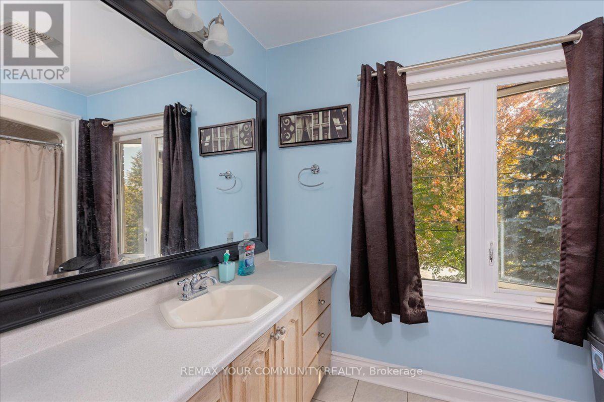 76 Riverglen Drive, Georgina, ON photo 27