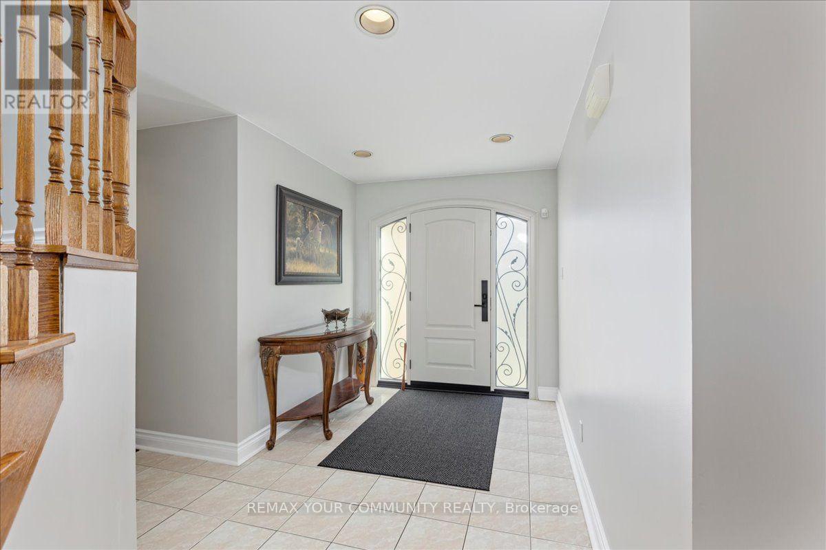 76 Riverglen Drive, Georgina, ON photo 6