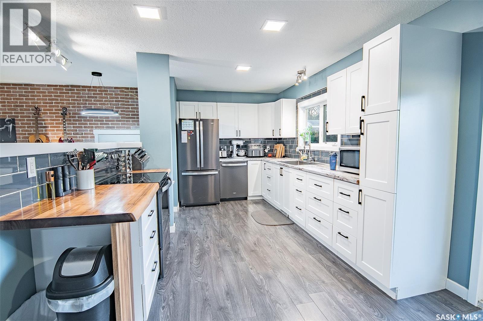 2401 15th 15th AVENUE E, Prince Albert — photo 10