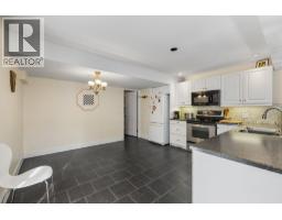 479 Glen Pine Court, Kelowna, BC V1V1R3 Photo 28