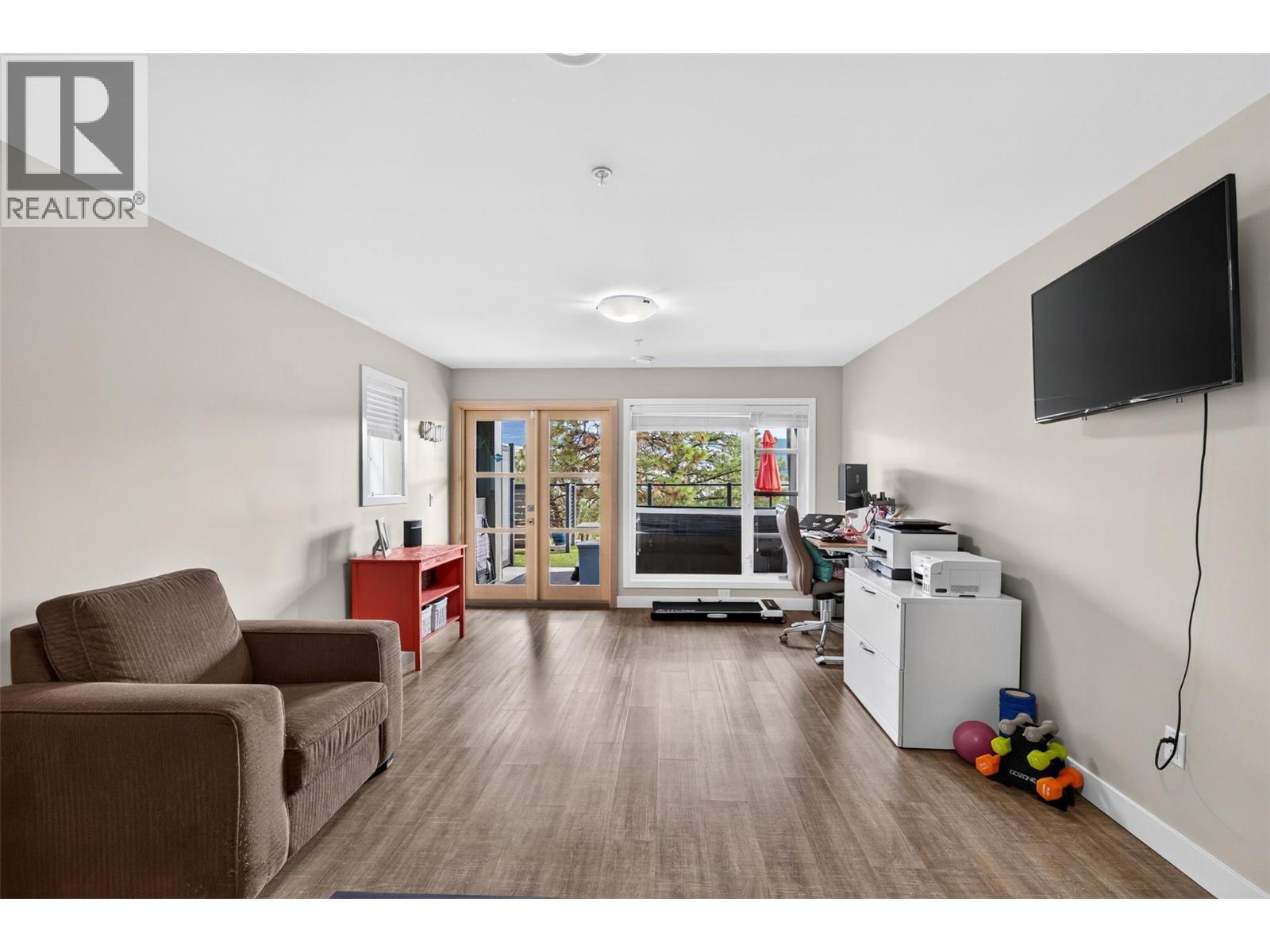 9671 Celeste Road - Image 35