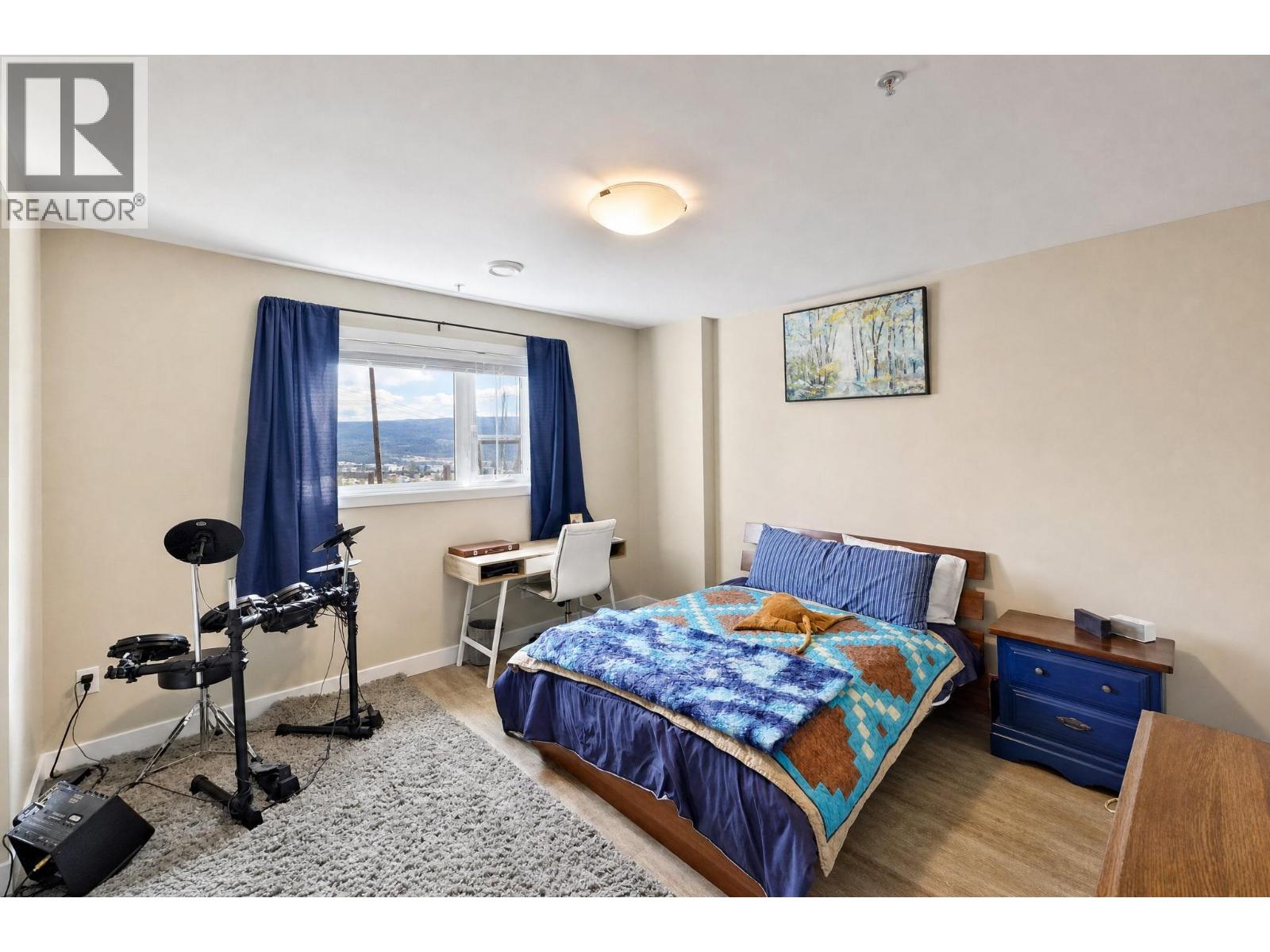 9671 Celeste Road - Image 31