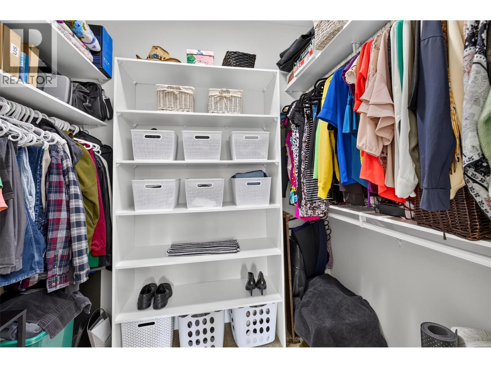 9671 Celeste Road - Image 13