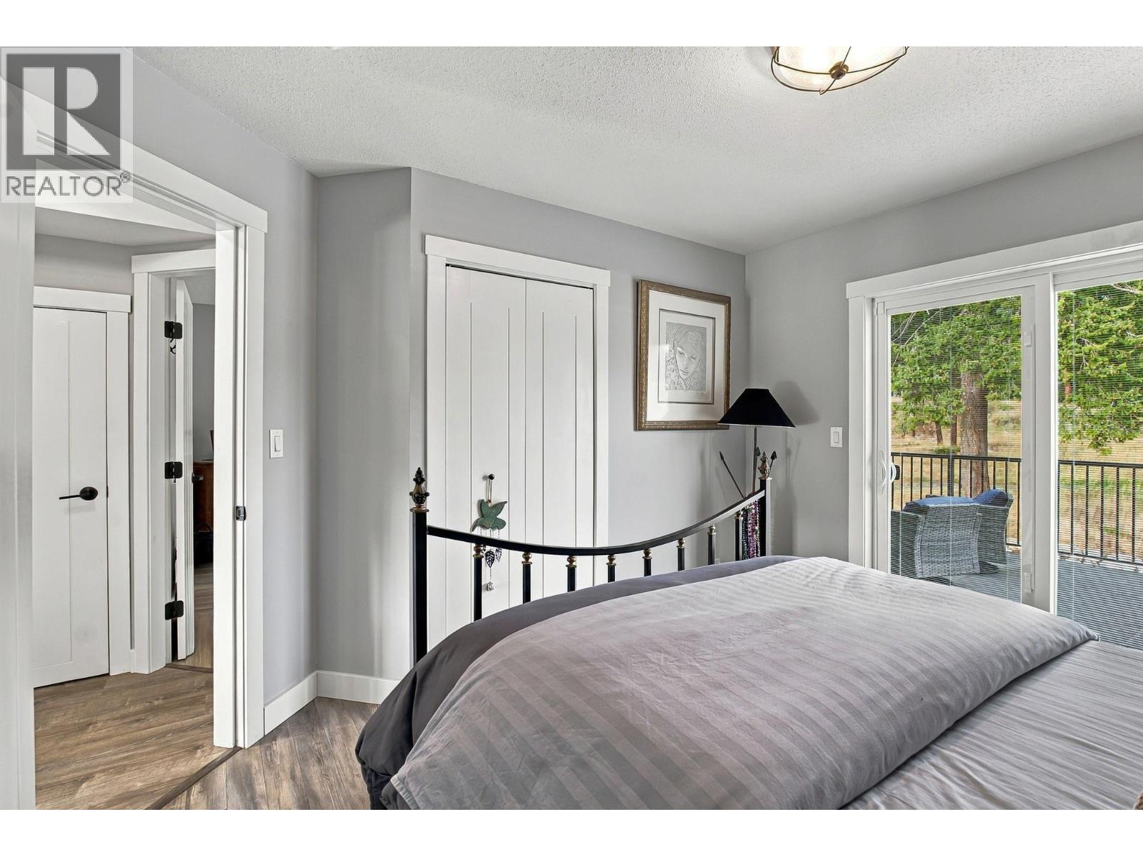 6976 Terazona Drive, Kelowna