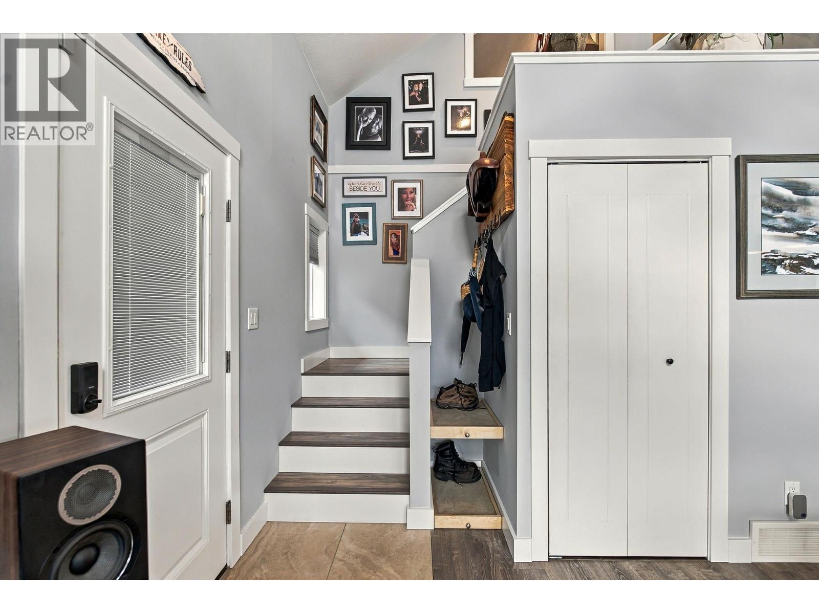 6976 Terazona Drive, Kelowna