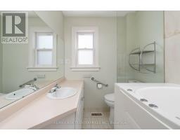 52 Briarwood Avenue, Mississauga, ON L5G3N6 Photo 14