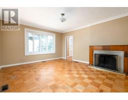 52 Briarwood Avenue, Mississauga, ON L5G3N6 Photo 9