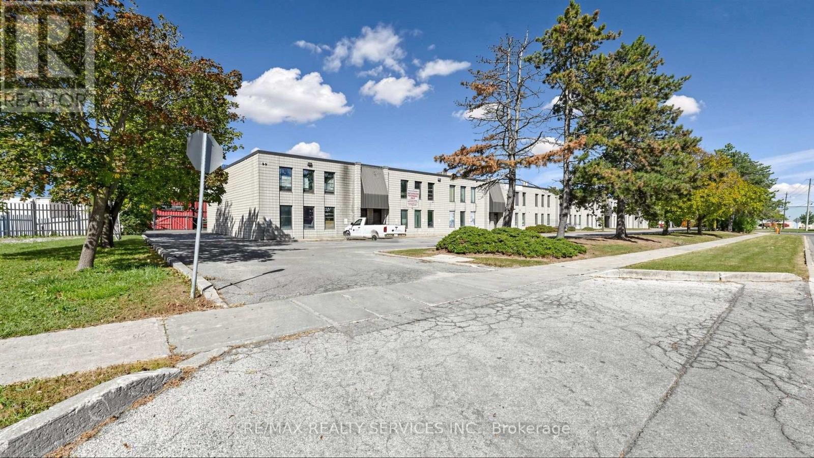 4 - 44 AUTOMATIC ROAD, Brampton (Gore Industrial North)