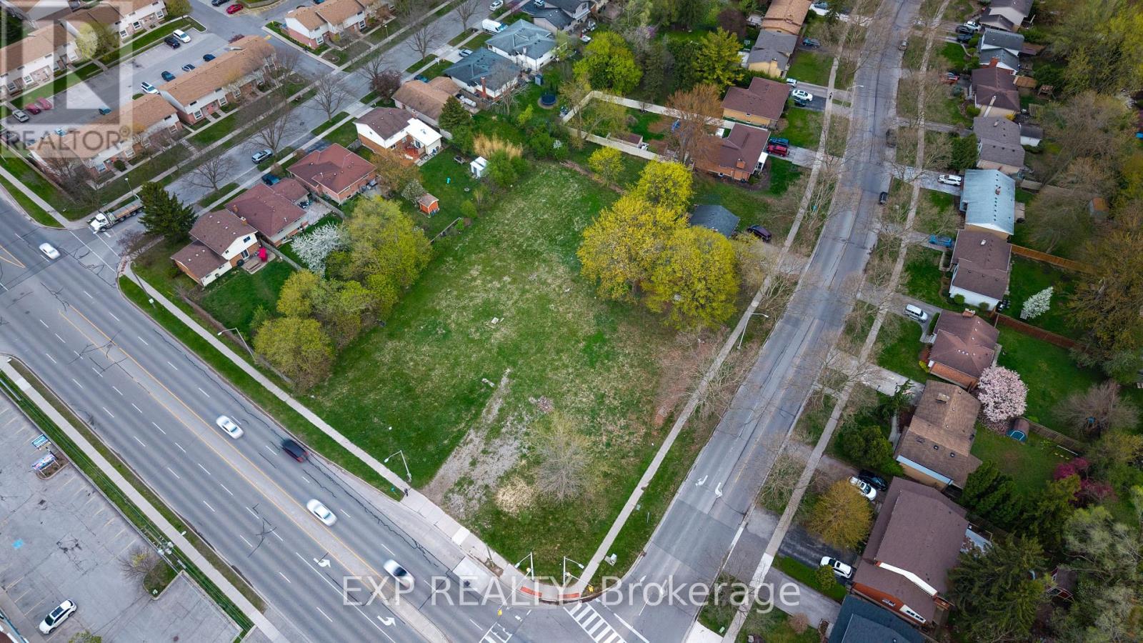180 Commissioners Road West, London South, ON photo 1