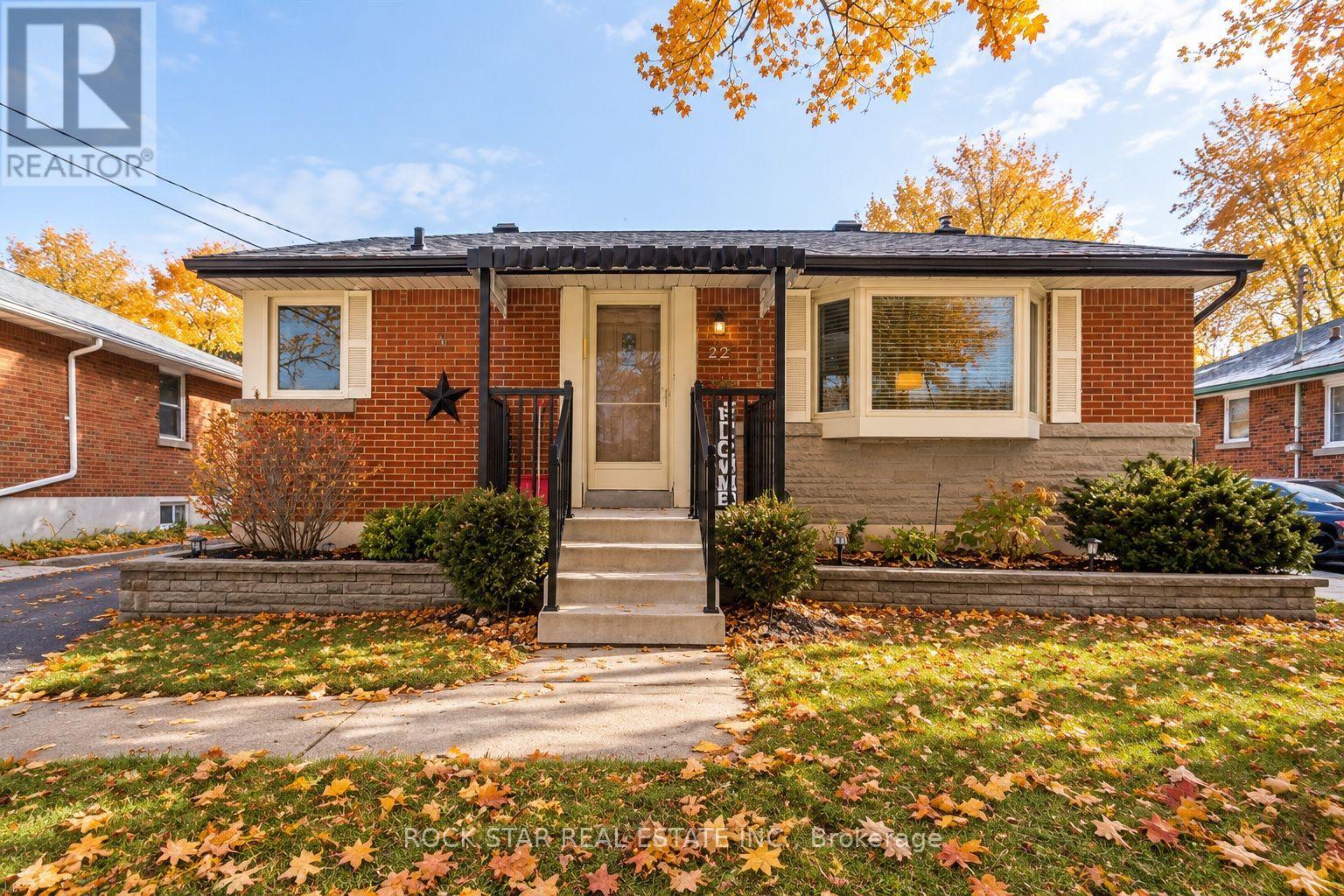 Photo of 22 Fernwood Crescent