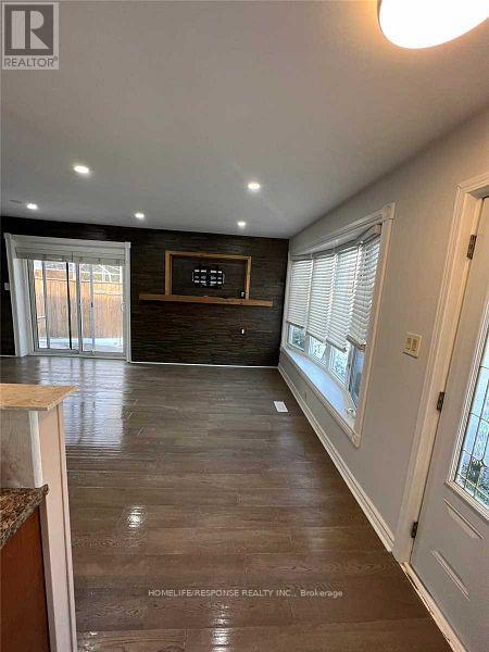 UPPER - 7 BELLEAU STREET, Hamilton (Stoney Creek Mountain) — photo 7