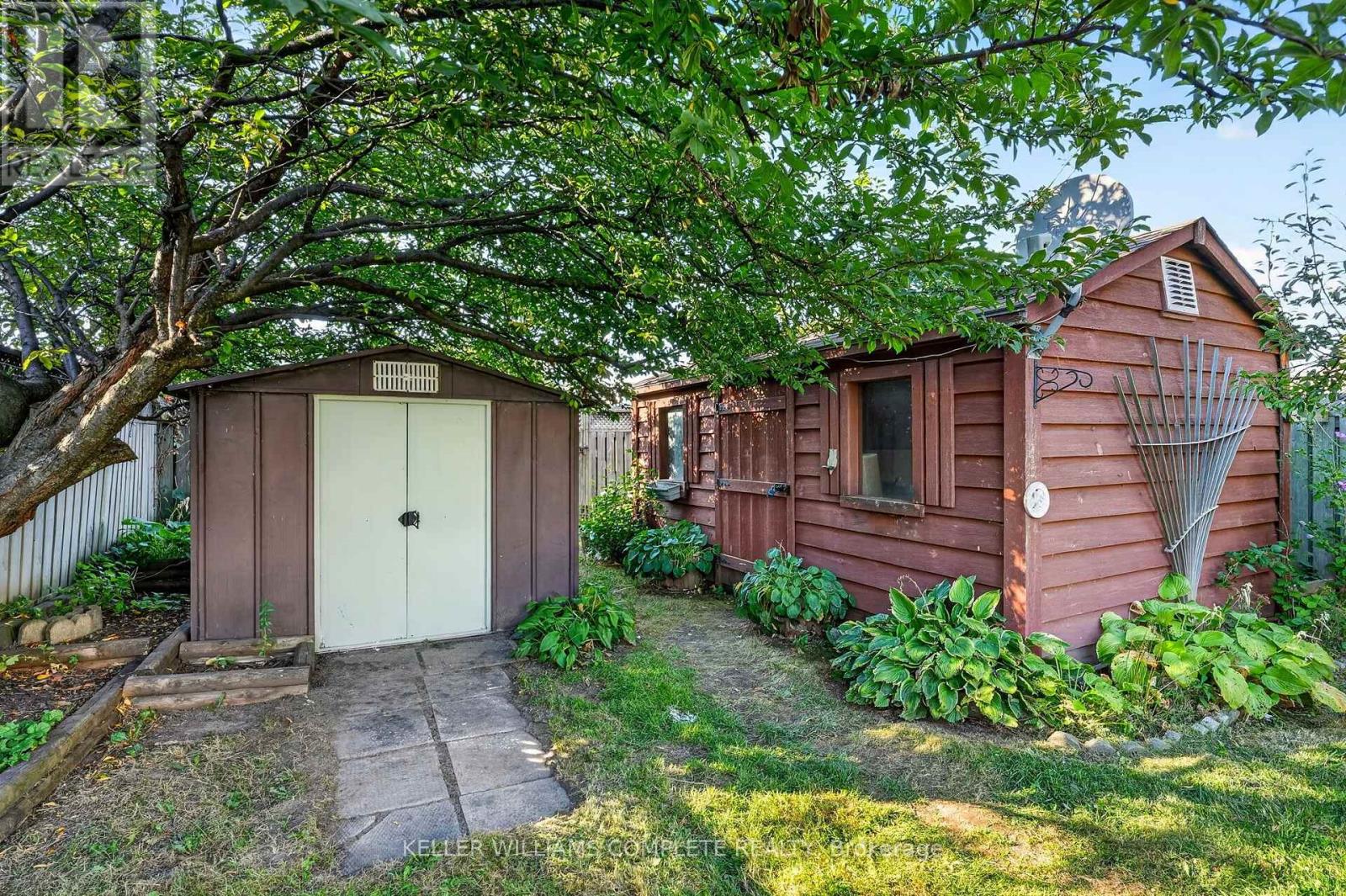 215 PALING Avenue, Hamilton, ON photo 47