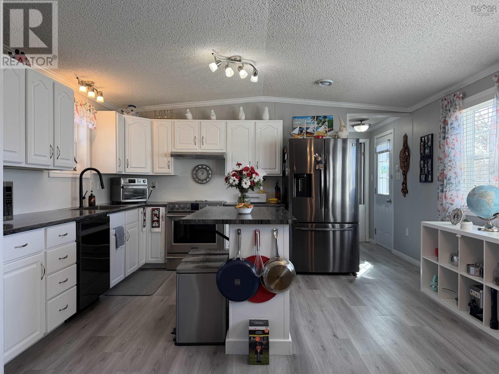 14 Ventura Avenue - Image 6