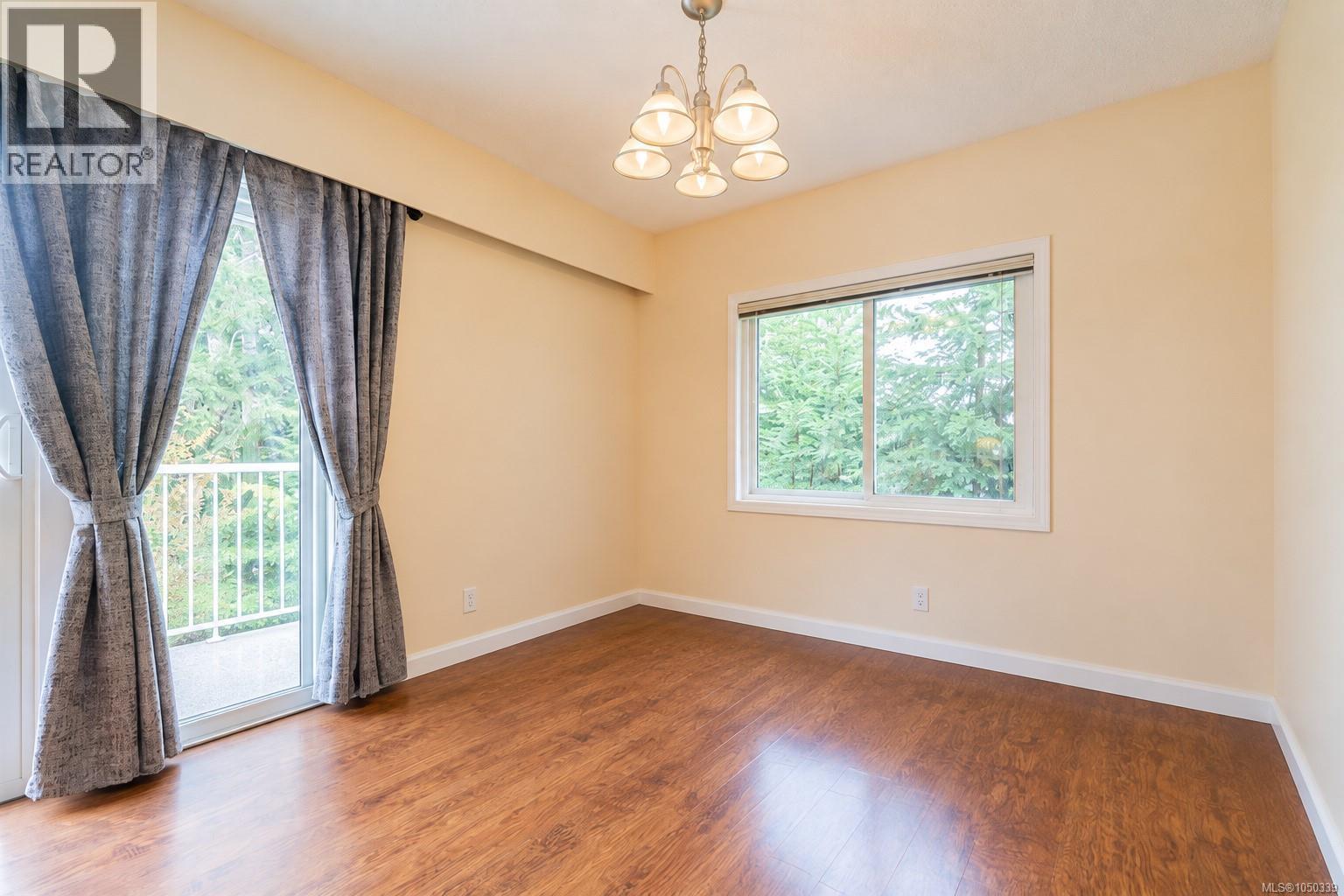#4 1225 Centre Rd - 12