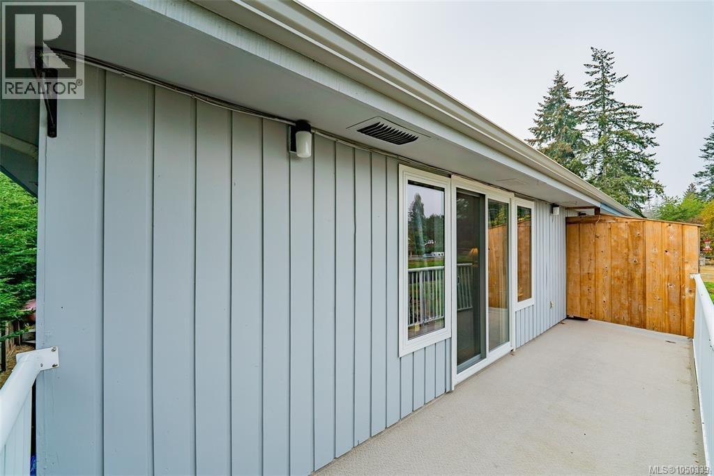4 1225 Centre Rd, Qualicum Beach
