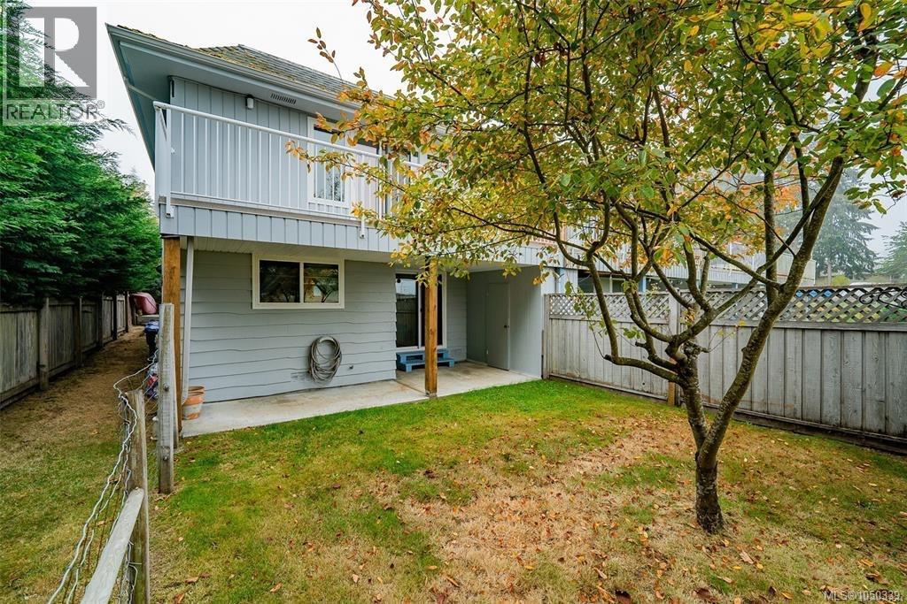 #4 1225 Centre Rd - 34