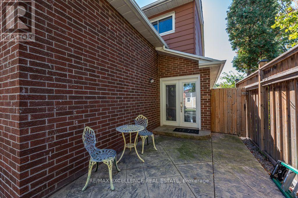 41 Trewartha Crescent, Brampton, ON photo 38