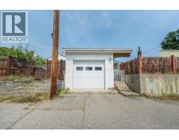 916 Thackeray Street, Warfield, BC V1R2C2 Photo 33