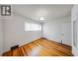 916 Thackeray Street, Warfield, BC V1R2C2 Photo 17