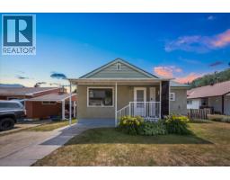 916 Thackeray Street, Warfield, BC V1R2C2 Photo 35