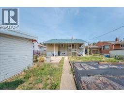 916 Thackeray Street, Warfield, BC V1R2C2 Photo 32