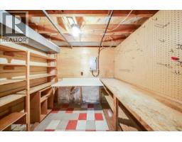 916 Thackeray Street, Warfield, BC V1R2C2 Photo 23