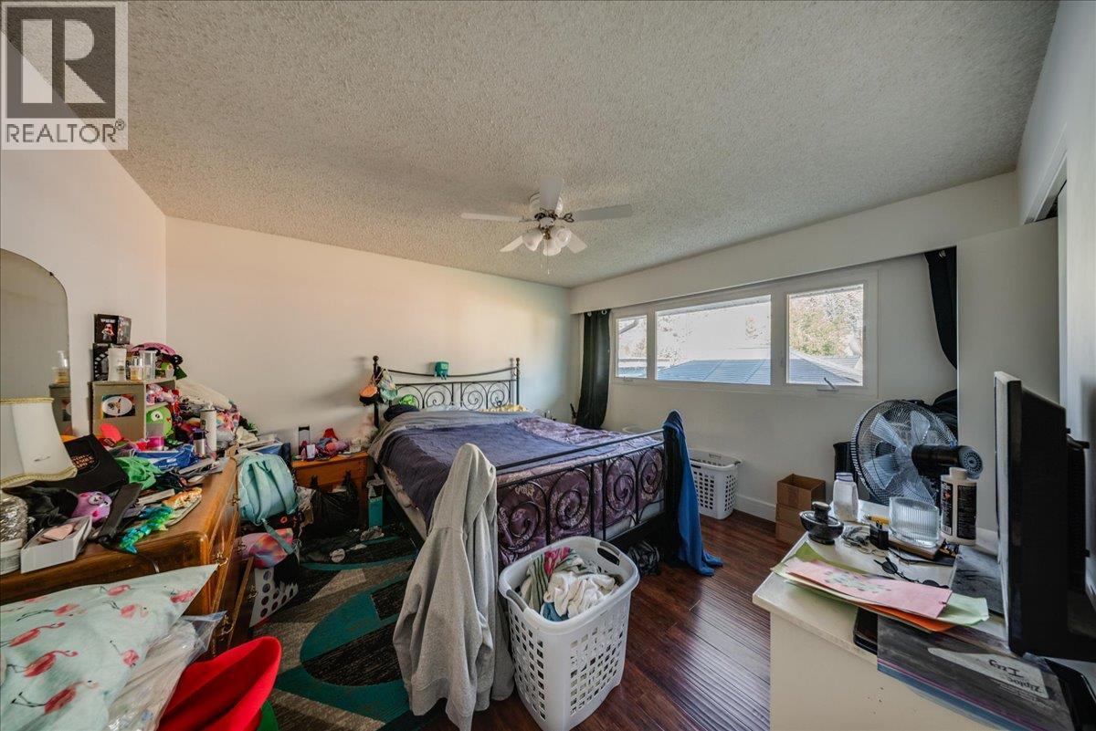 290 8TH Avenue, Montrose