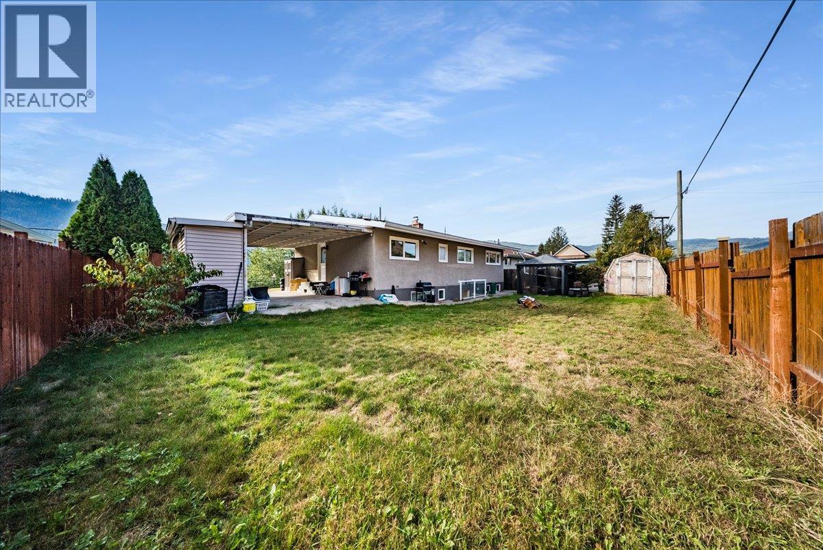 290 8TH Avenue, Montrose